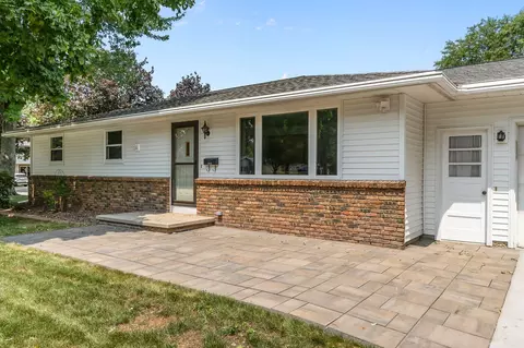 Exterior - 1212 E Harding Dr, Appleton, WI 54915 photo 1 of 9