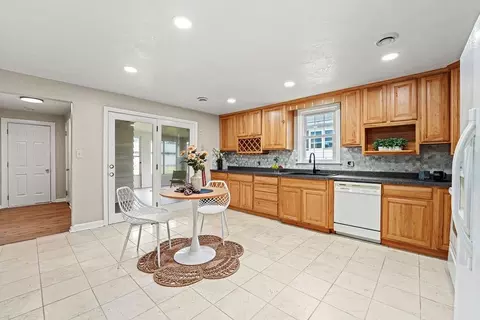 Kitchen - 2020 N Meade St, Appleton, WI 54911 photo 2 of 2