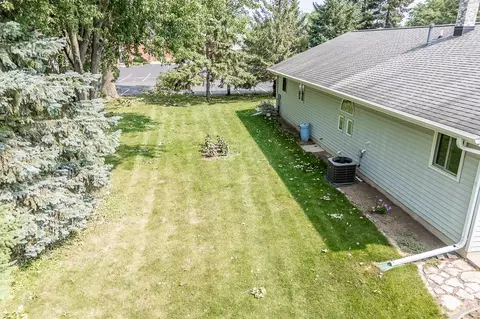 Exterior - 2507 N Lisa St, Appleton, WI 54914 photo 4 of 4