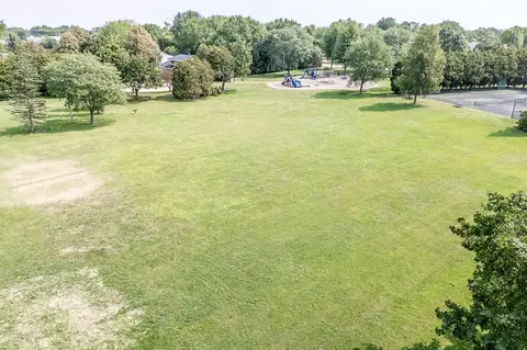 View/Area - 2507 N Lisa St, Appleton, WI 54914 photo 4 of 6
