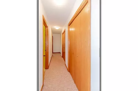 Entry Way - 2507 N Lisa St, Appleton, WI 54914 photo 2 of 2