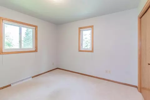 Bedroom - 2507 N Lisa St, Appleton, WI 54914 photo 7 of 8