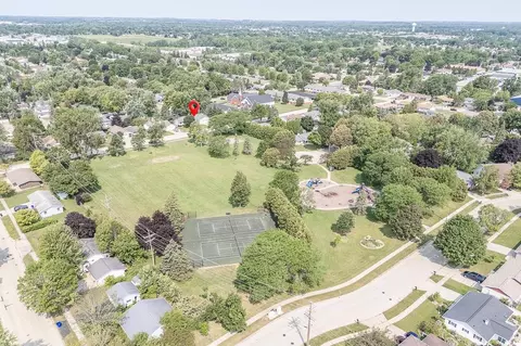 View/Area - 2507 N Lisa St, Appleton, WI 54914 photo 2 of 6