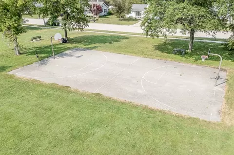 View/Area - 2507 N Lisa St, Appleton, WI 54914 photo 5 of 6