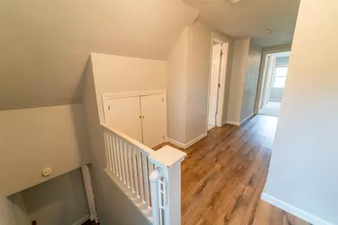 Entry Way - 1314 W Pine St, Appleton, WI 54914 photo 6 of 6