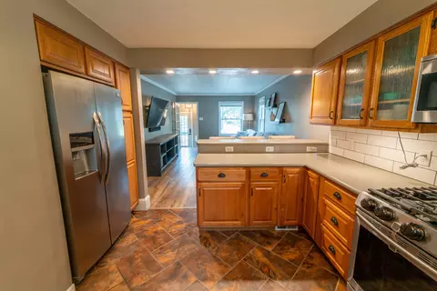 Kitchen - 1314 W Pine St, Appleton, WI 54914 photo 2 of 2