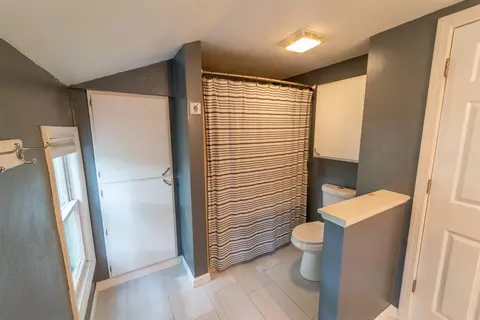 Bath - 1314 W Pine St, Appleton, WI 54914 photo 1 of 2
