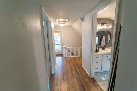 Entry Way - 1314 W Pine St, Appleton, WI 54914 photo 5 of 6