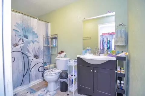 Bath - 816 E Harrison St, Appleton, WI 54915 photo 1 of 2