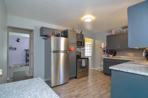 Kitchen - 816 E Harrison St, Appleton, WI 54915 photo 1 of 4