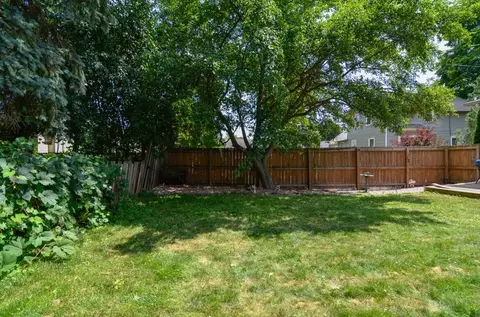Exterior - 816 E Harrison St, Appleton, WI 54915 photo 8 of 9