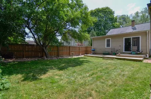 Exterior - 816 E Harrison St, Appleton, WI 54915 photo 9 of 9