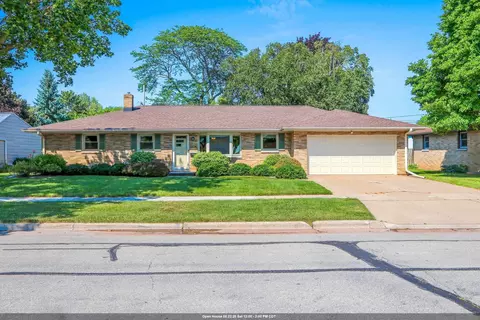 1404 Liberty St, Green Bay, WI 54304