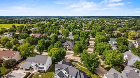 View/Area - 236 E Thornbrook Ln, Appleton, WI 54913 photo 19 of 28