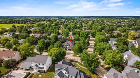 View/Area - 236 E Thornbrook Ln, Appleton, WI 54913 photo 20 of 28