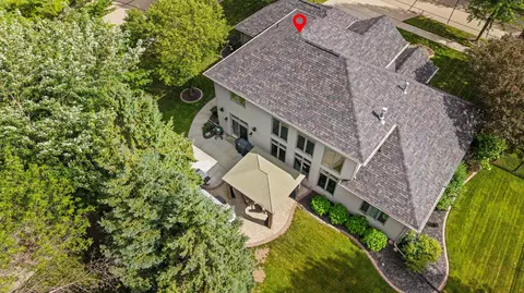 View/Area - 236 E Thornbrook Ln, Appleton, WI 54913 photo 16 of 28