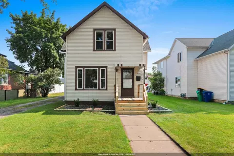 1457 Cedar St, Green Bay, WI 54302