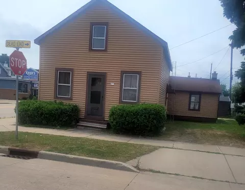 601 W 7th Ave, Oshkosh, WI 54902