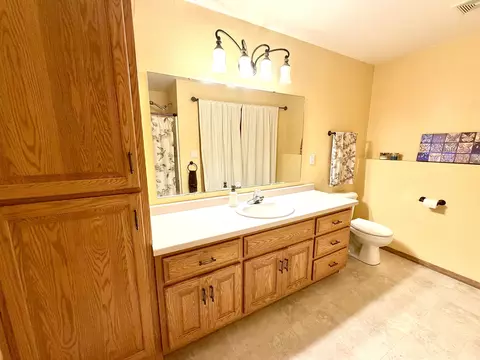 Bath - w5424 Red Clover Tr, Appleton, WI 54915 photo 7 of 7