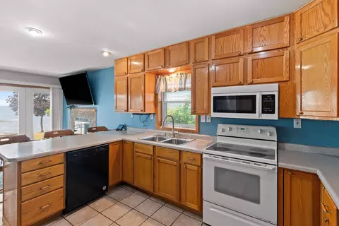Kitchen - 2767 Bay Rd, Brussels, WI 54204 photo 2 of 5