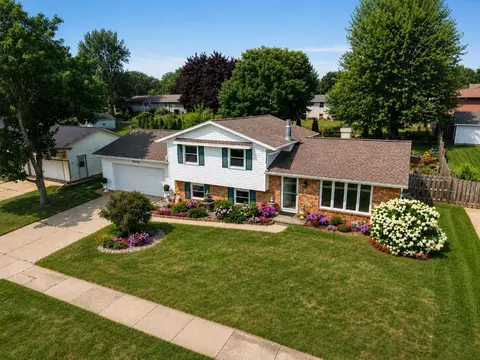552 Menlo Park Rd, Green Bay, WI 54302