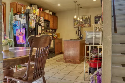 Kitchen - 1013 N Linwood Ave, Appleton, WI 54914 photo 2 of 2