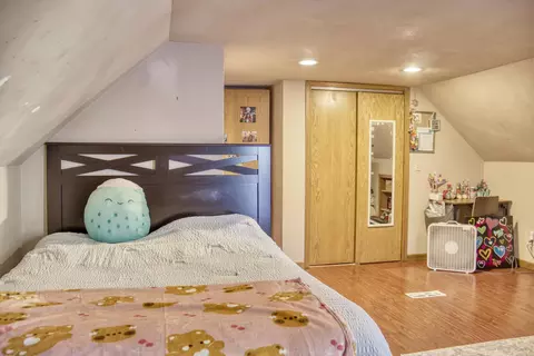Bedroom - 1013 N Linwood Ave, Appleton, WI 54914 photo 2 of 3