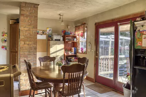 Dining - 1013 N Linwood Ave, Appleton, WI 54914 photo 1 of 3