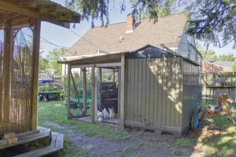 Exterior - 1013 N Linwood Ave, Appleton, WI 54914 photo 6 of 6