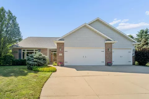 w7057 Forest Glen Court, Greenville, WI 54942