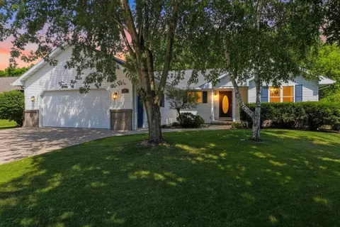 1270 Hannah St, Green Bay, WI 54303