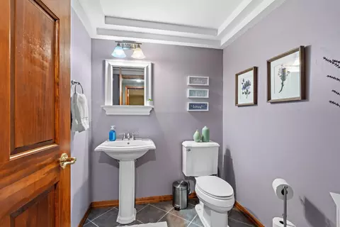 Bath - n9121 Kernan Avenue, Appleton, WI 54915 photo 3 of 3