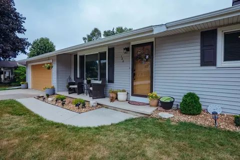 106 Hillcrest Dr, Kiel, WI 53042