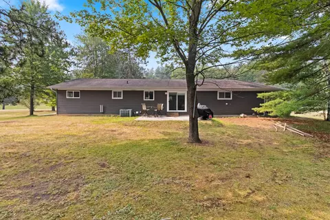 Exterior - 604 Wolf St, Crivitz, WI 54114 photo 2 of 13