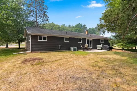 Exterior - 604 Wolf St, Crivitz, WI 54114 photo 5 of 13