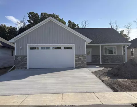 935 Enclave Ct, De Pere, WI 54115