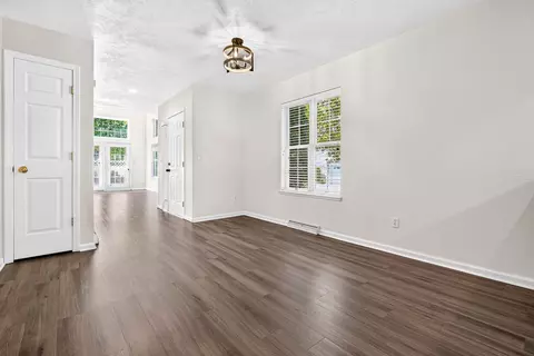 Living - 1027 E Green Tree Ct, Appleton, WI 54915 photo 6 of 11