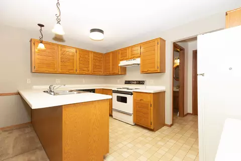 Kitchen - 901 E Windfield Pl #D, Appleton, WI 54911 photo 1 of 4