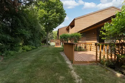 Exterior - 901 E Windfield Pl #D, Appleton, WI 54911 photo 4 of 6
