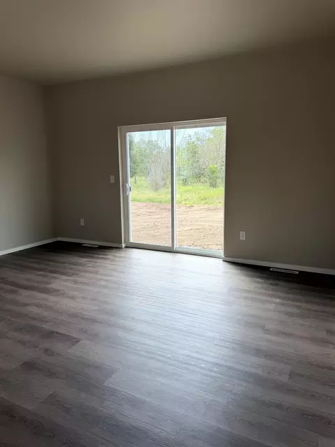 Living - 2211 Golden Gate Dr, Appleton, WI 54913 photo 2 of 2