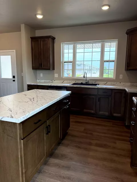 Kitchen - 2211 Golden Gate Dr, Appleton, WI 54913 photo 3 of 3