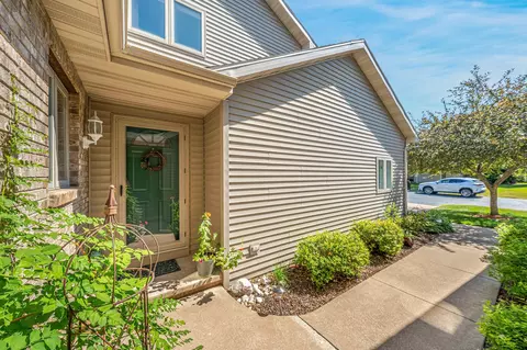 Exterior - 1709 E Midway Rd #A-5, Appleton, WI 54915 photo 4 of 6