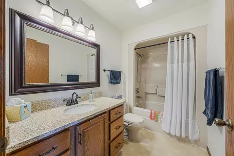 Bath - 1709 E Midway Rd #A-5, Appleton, WI 54915 photo 1 of 1
