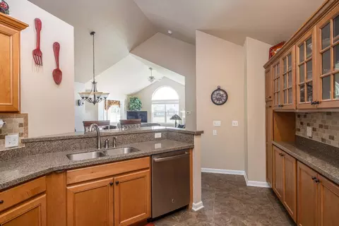 Kitchen - 2306 E Sienna Way, Appleton, WI 54913 photo 4 of 4