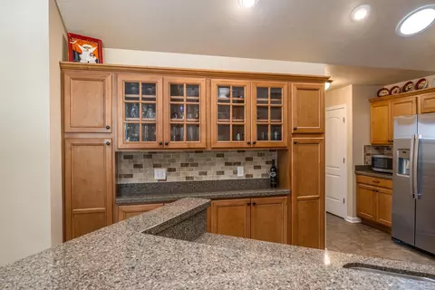Kitchen - 2306 E Sienna Way, Appleton, WI 54913 photo 2 of 4
