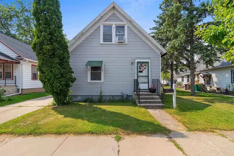 725 St George St, Green Bay, WI 54302