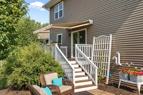 Exterior - 4761 N Thistle Ln, Appleton, WI 54913 photo 6 of 11
