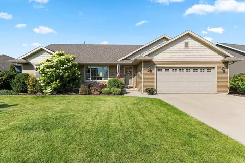 1439 Navigator Way, De Pere, WI 54115