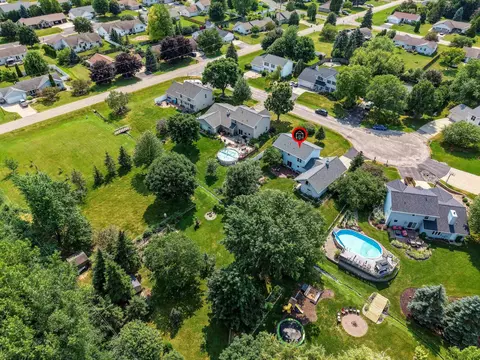 View/Area - n254 Meadowbreeze Court, Appleton, WI 54915 photo 3 of 7