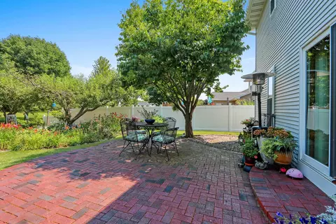 Exterior - n254 Meadowbreeze Court, Appleton, WI 54915 photo 9 of 27